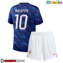 Otroške Nogometnih dresov Francija Kylian Mbappe #10 Domači SP 2026 Kratki rokavi (+ hlače)